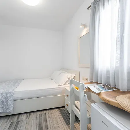 Azur Playa Naxos Hotel *