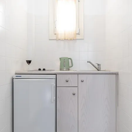 Azur Playa Naxos Hotel *