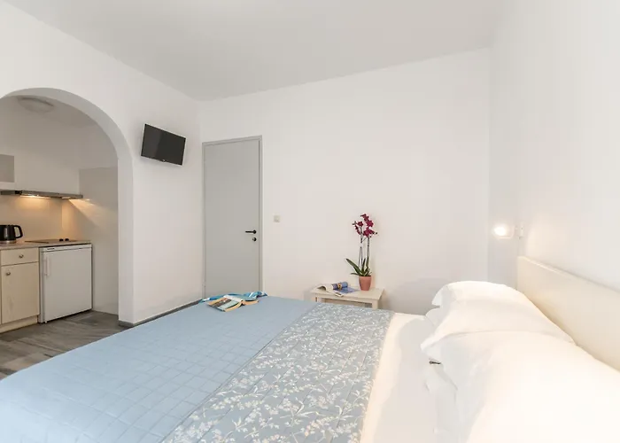 Azur Playa Naxos Hotel *