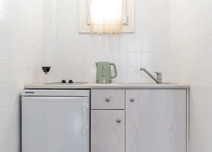 Azur Playa Naxos Hotel *